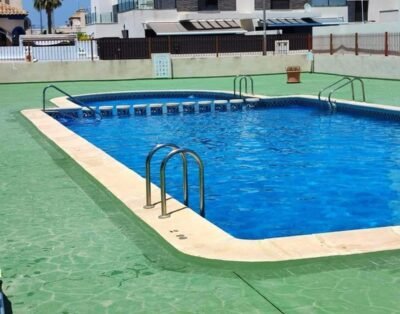 Aparentemente 2 dormitorios con piscina comunitaria Daya Vieja