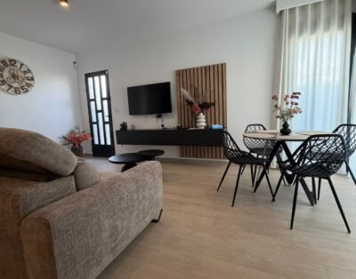 Bungalow moderne 3 chambres avec terrasse et piscine à San Miguel de Salinas